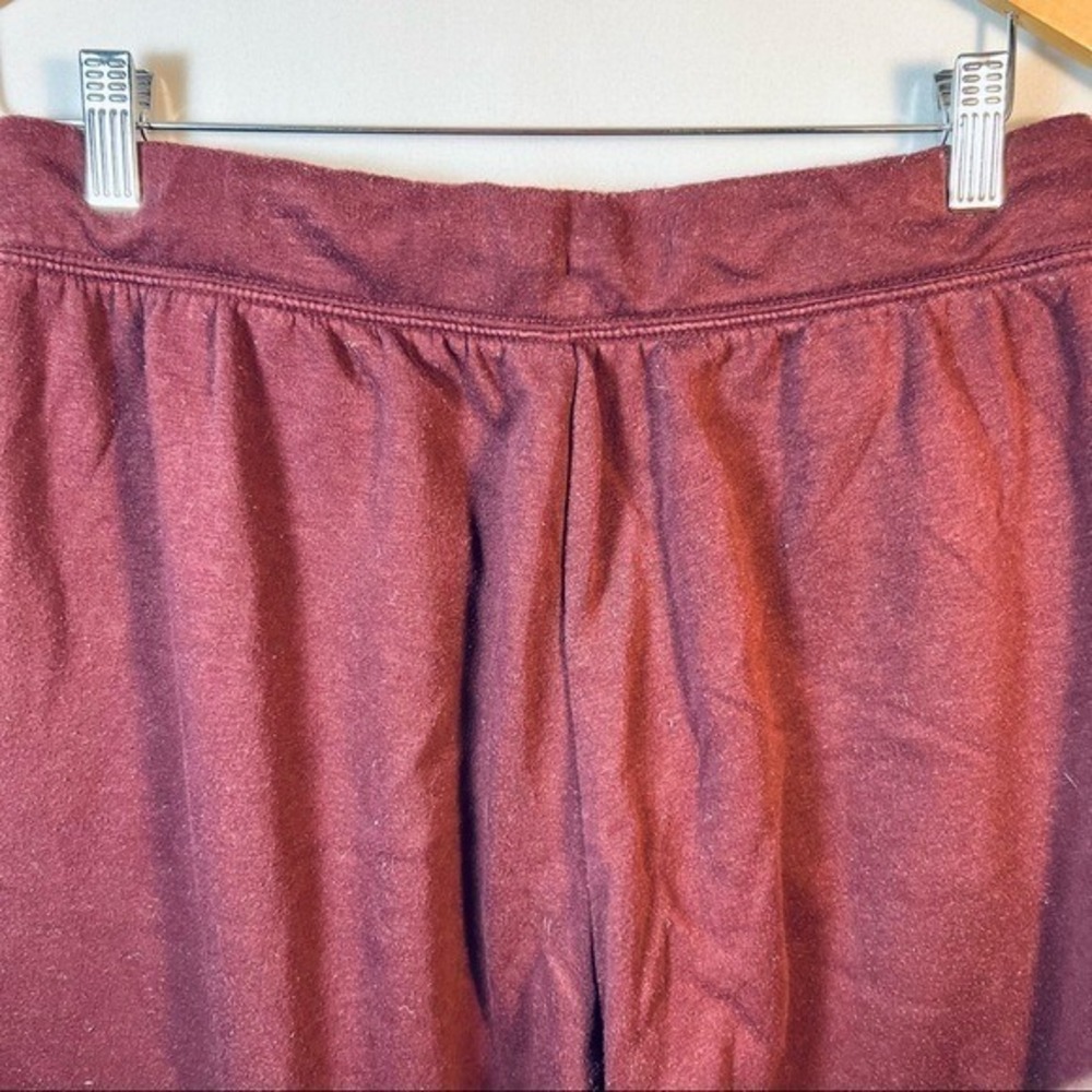 Old‎ Navy Burgundy Straight Leg Pants Size Medium - Picture 5 of 9